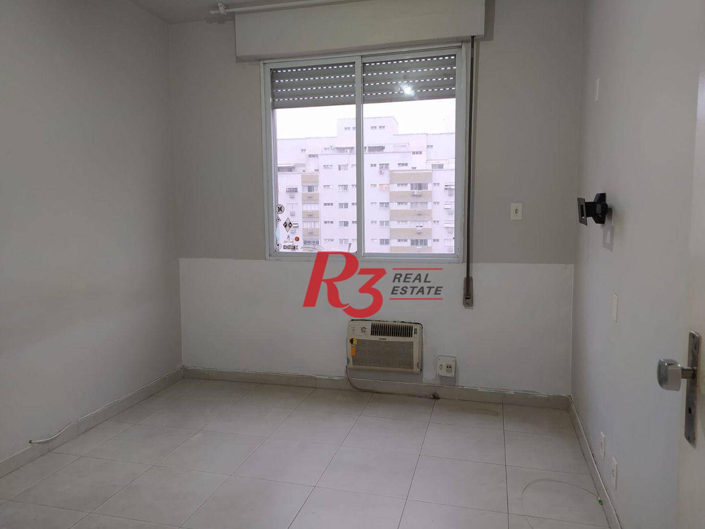 Apartamento à venda com 2 quartos, 94m² - Foto 3