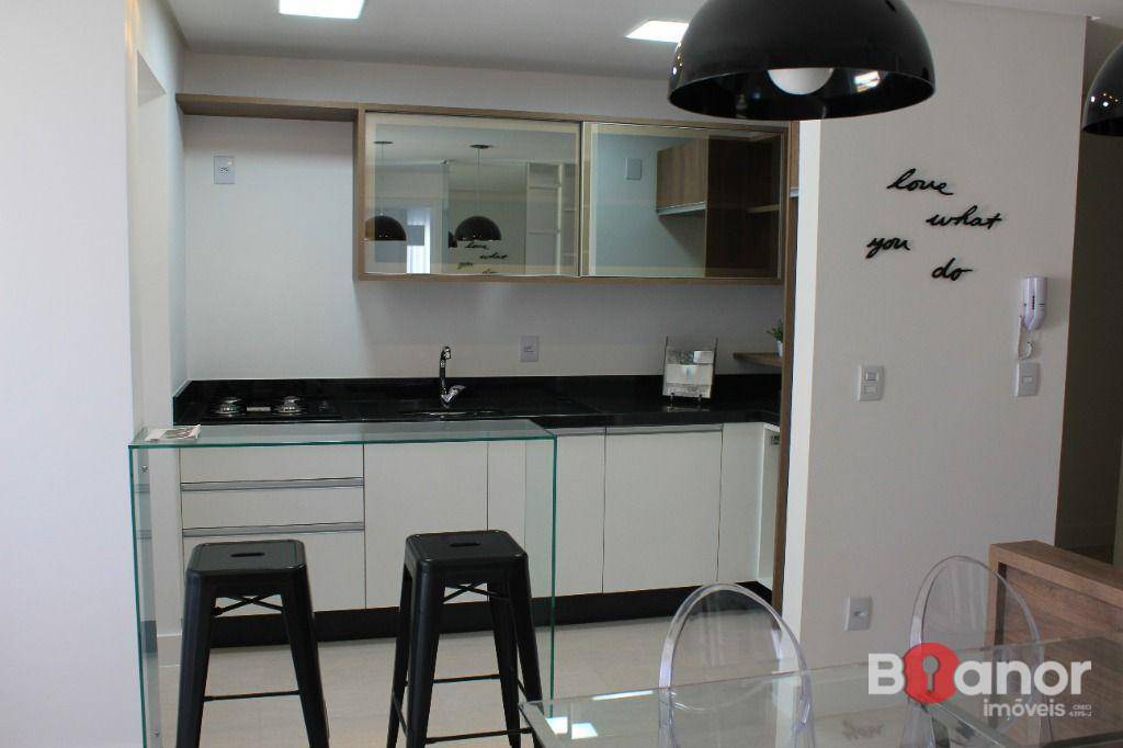 Apartamento à venda com 3 quartos, 82m² - Foto 7