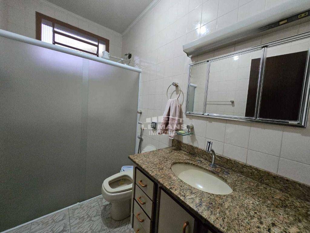 Casa à venda e aluguel com 3 quartos, 87m² - Foto 11