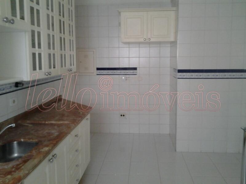 Apartamento para alugar com 2 quartos, 117m² - Foto 4