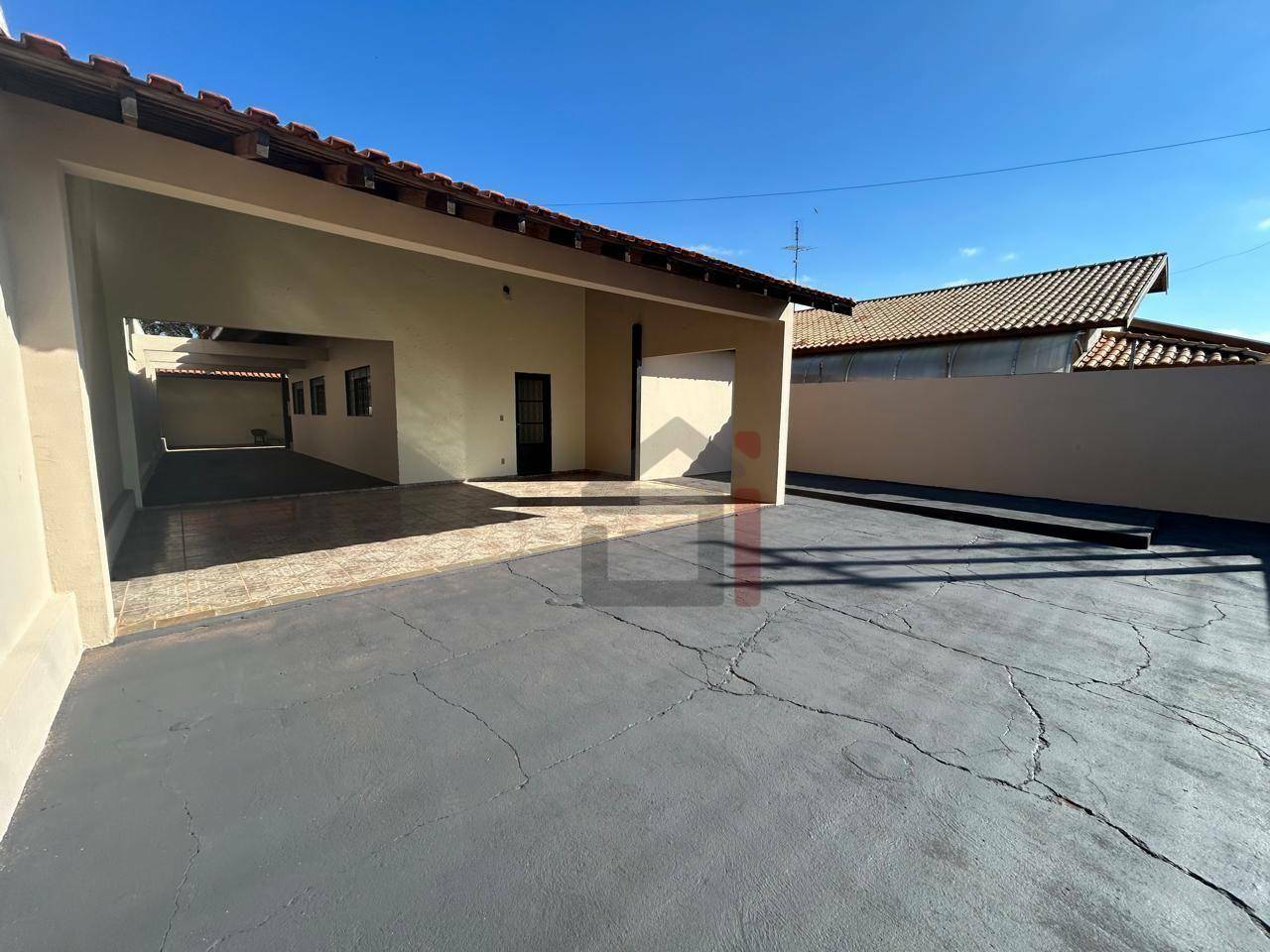 Casa para alugar com 3 quartos - Foto 2
