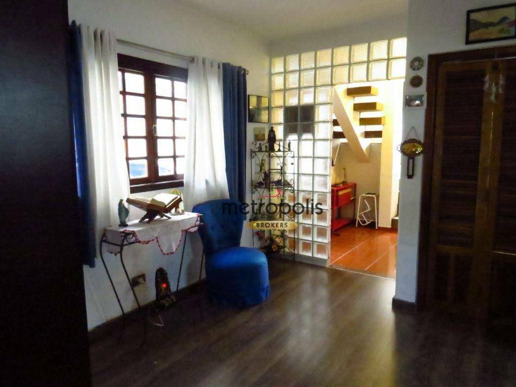 Sobrado à venda com 3 quartos, 198m² - Foto 4