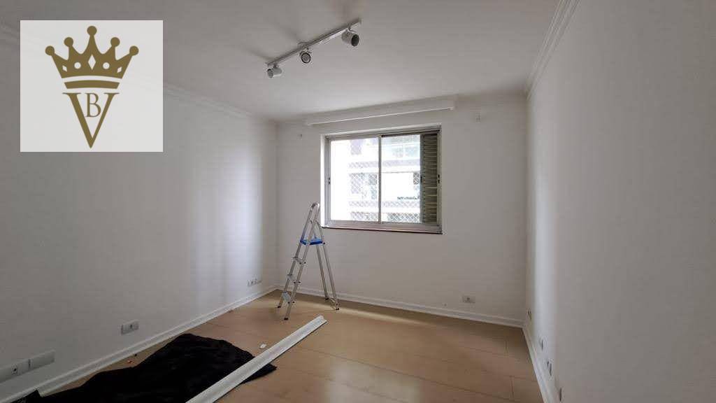 Apartamento à venda com 3 quartos, 137m² - Foto 10