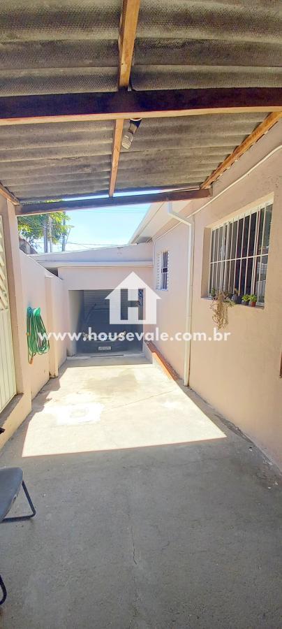 Casa à venda com 4 quartos, 200m² - Foto 25