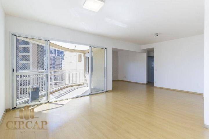 Apartamento à venda com 3 quartos, 130m² - Foto 1