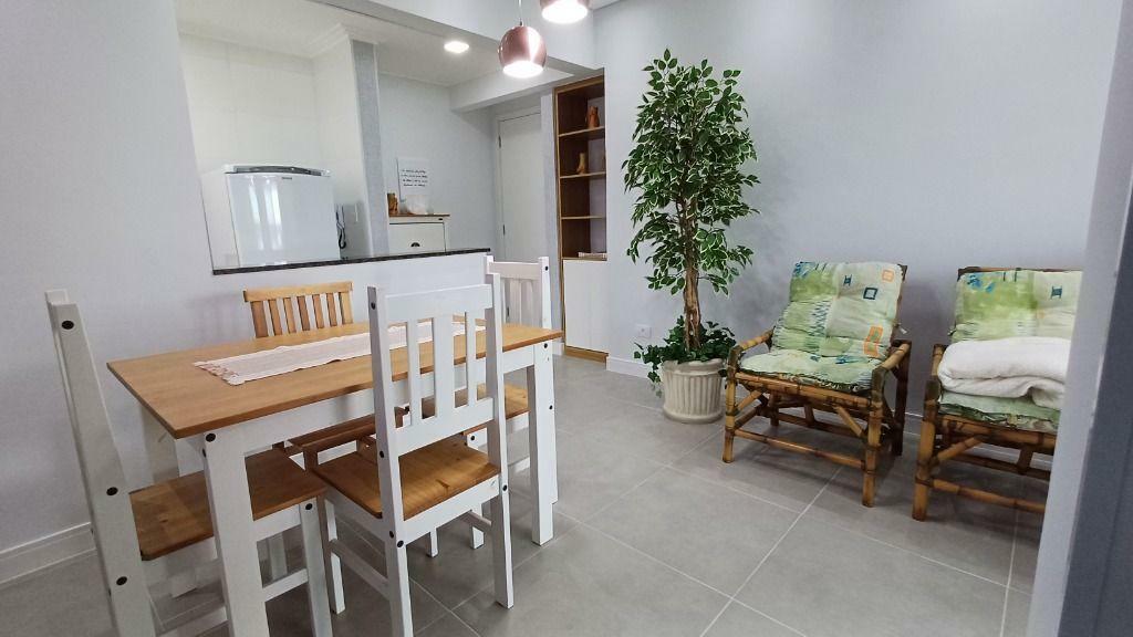 Apartamento à venda com 2 quartos, 72m² - Foto 7