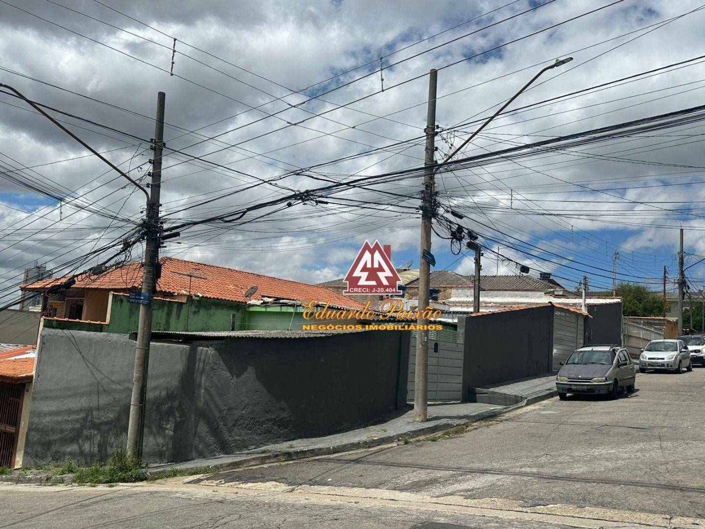 Casa, 1 quarto, 200 m² - Foto 1