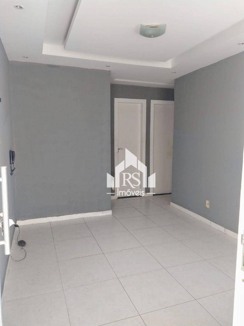 Apartamento à venda com 2 quartos, 42m² - Foto 15