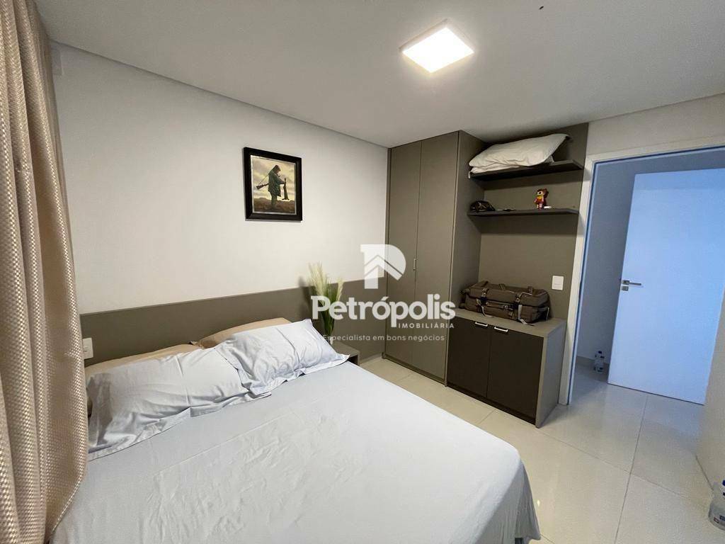 Apartamento à venda com 3 quartos, 163m² - Foto 13