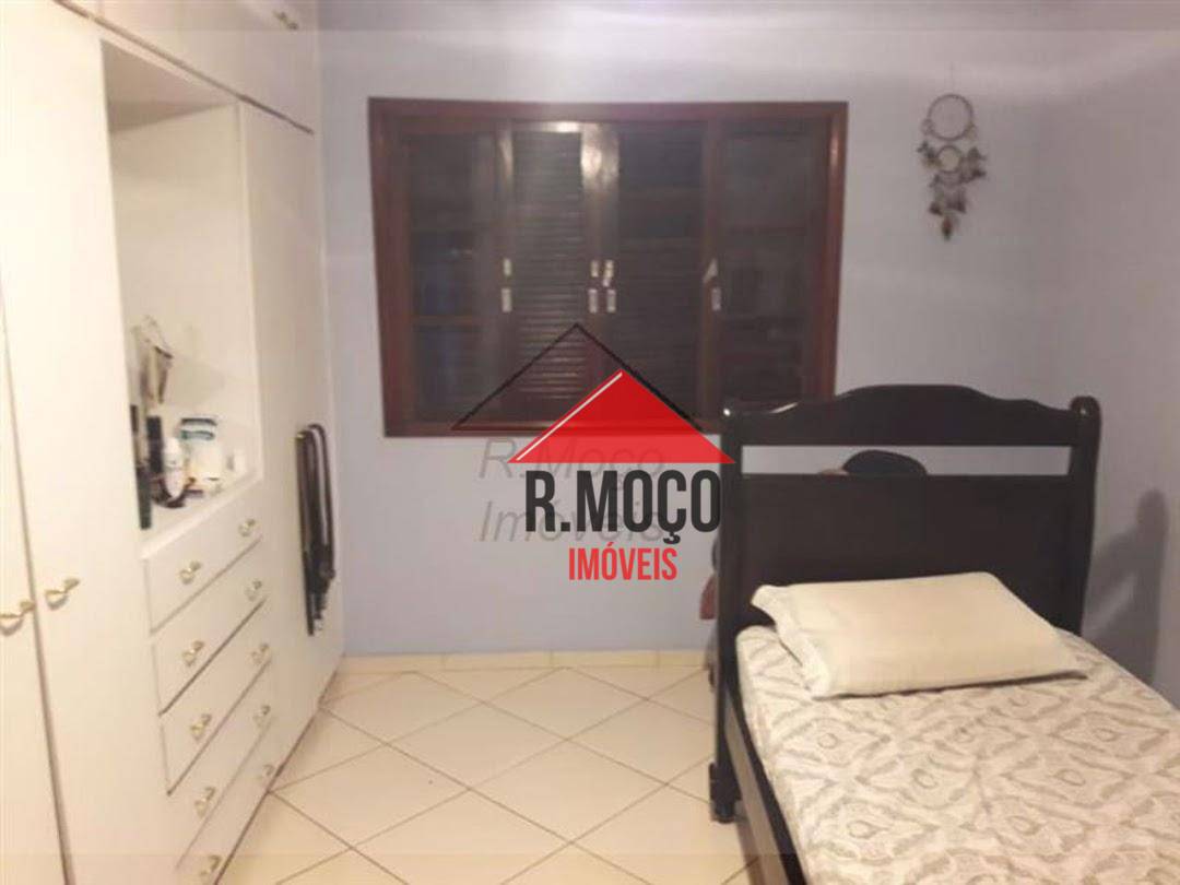 Sobrado à venda com 4 quartos, 234m² - Foto 5