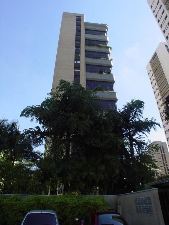 Apartamento à venda com 4 quartos, 274m² - Foto 1