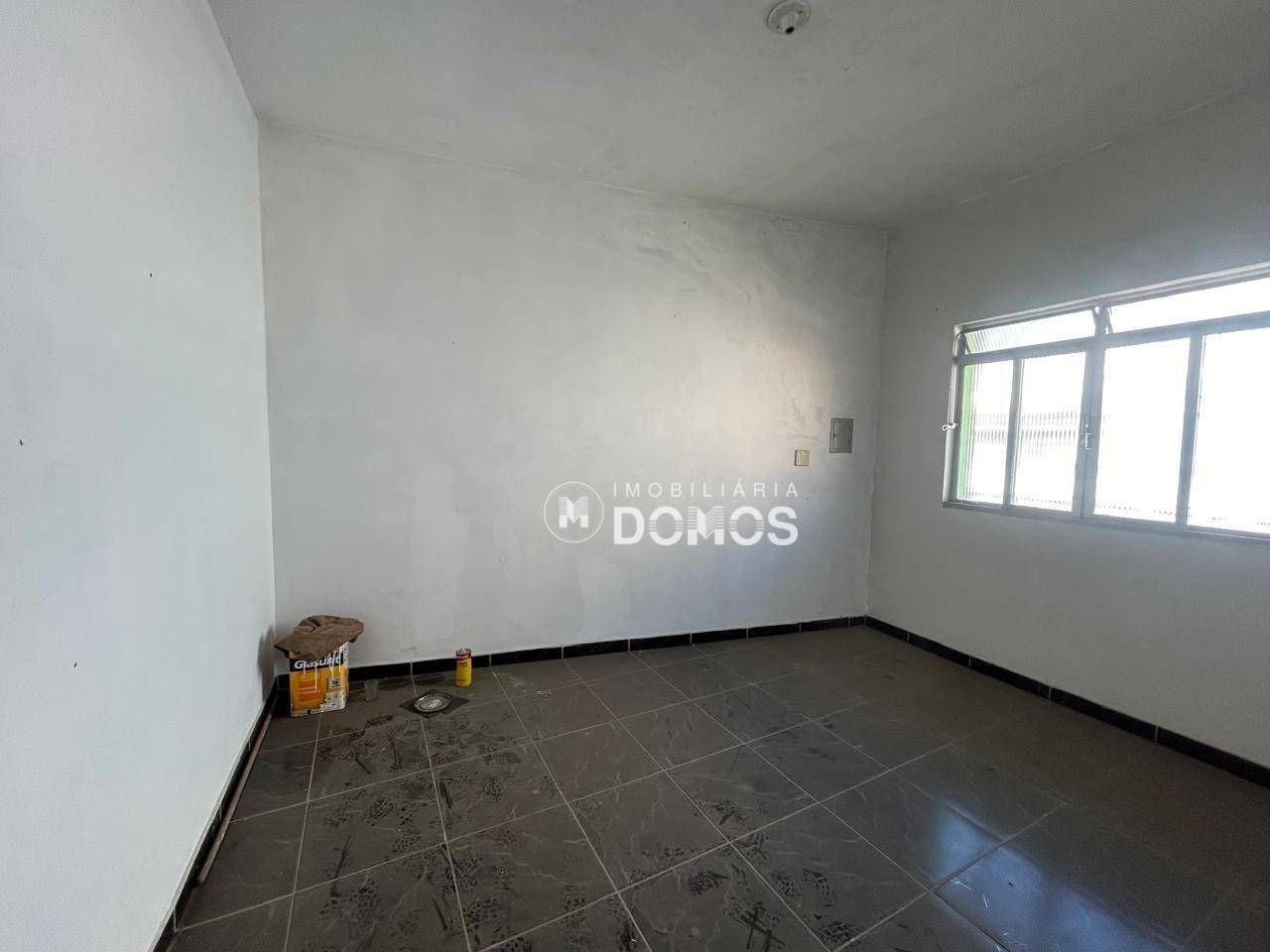 Casa à venda com 6 quartos, 230m² - Foto 22