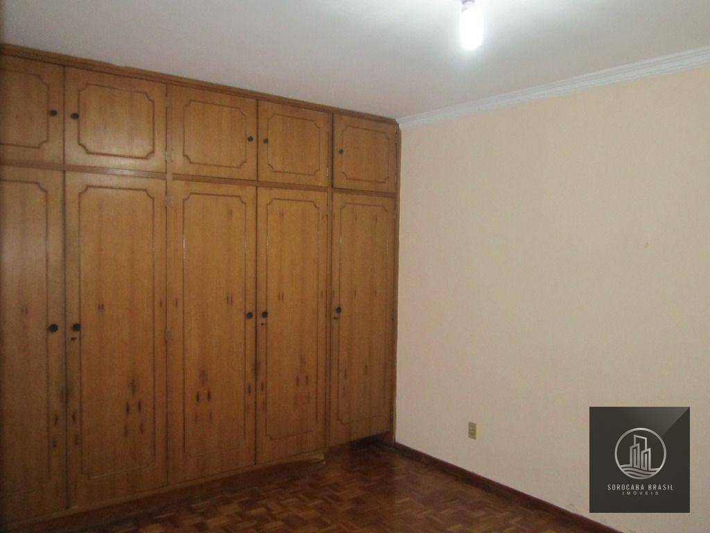 Casa para alugar com 6 quartos, 320m² - Foto 9