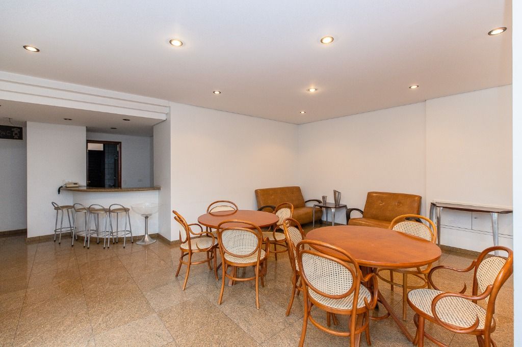 Apartamento à venda com 3 quartos, 205m² - Foto 42