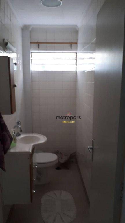 Sobrado à venda com 3 quartos, 200m² - Foto 9