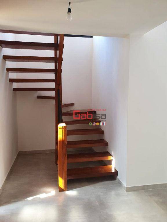 Casa à venda com 4 quartos, 299m² - Foto 22