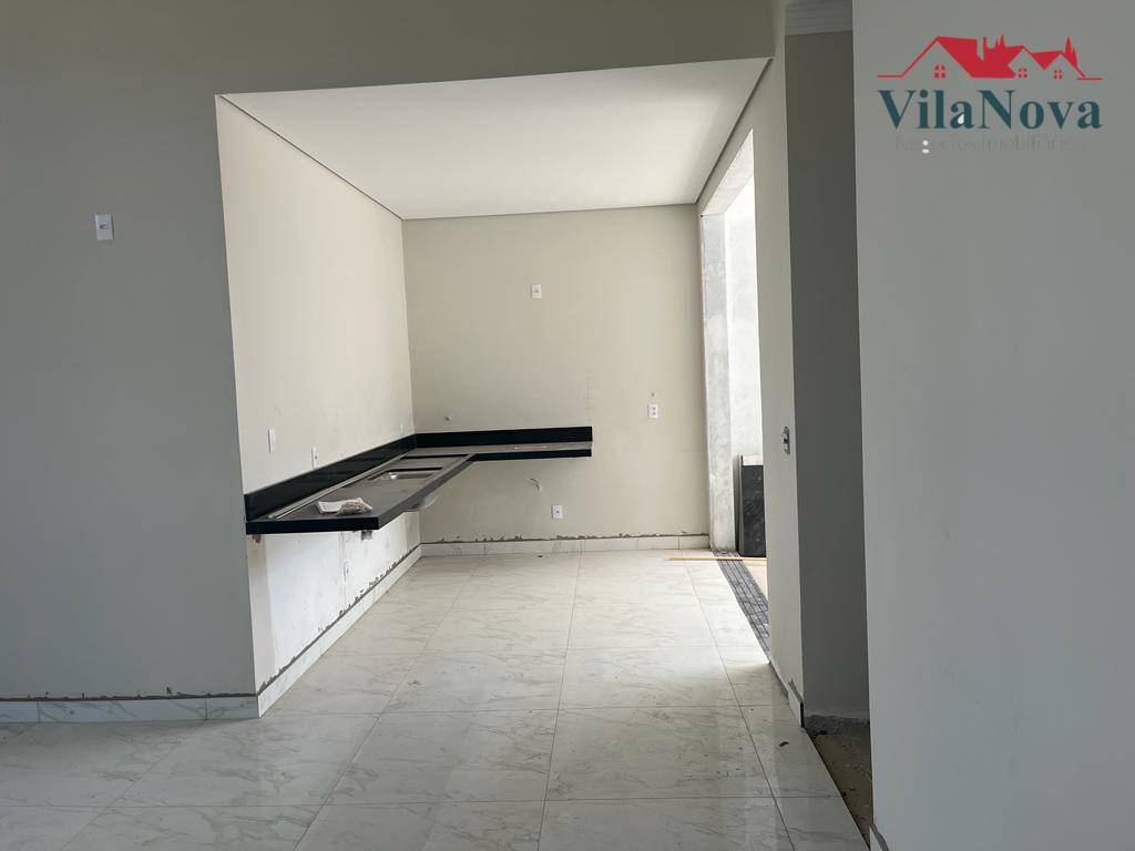 Casa de Condomínio à venda com 3 quartos, 170m² - Foto 3