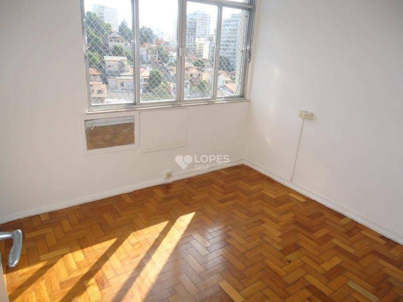 Apartamento à venda com 2 quartos, 60m² - Foto 3