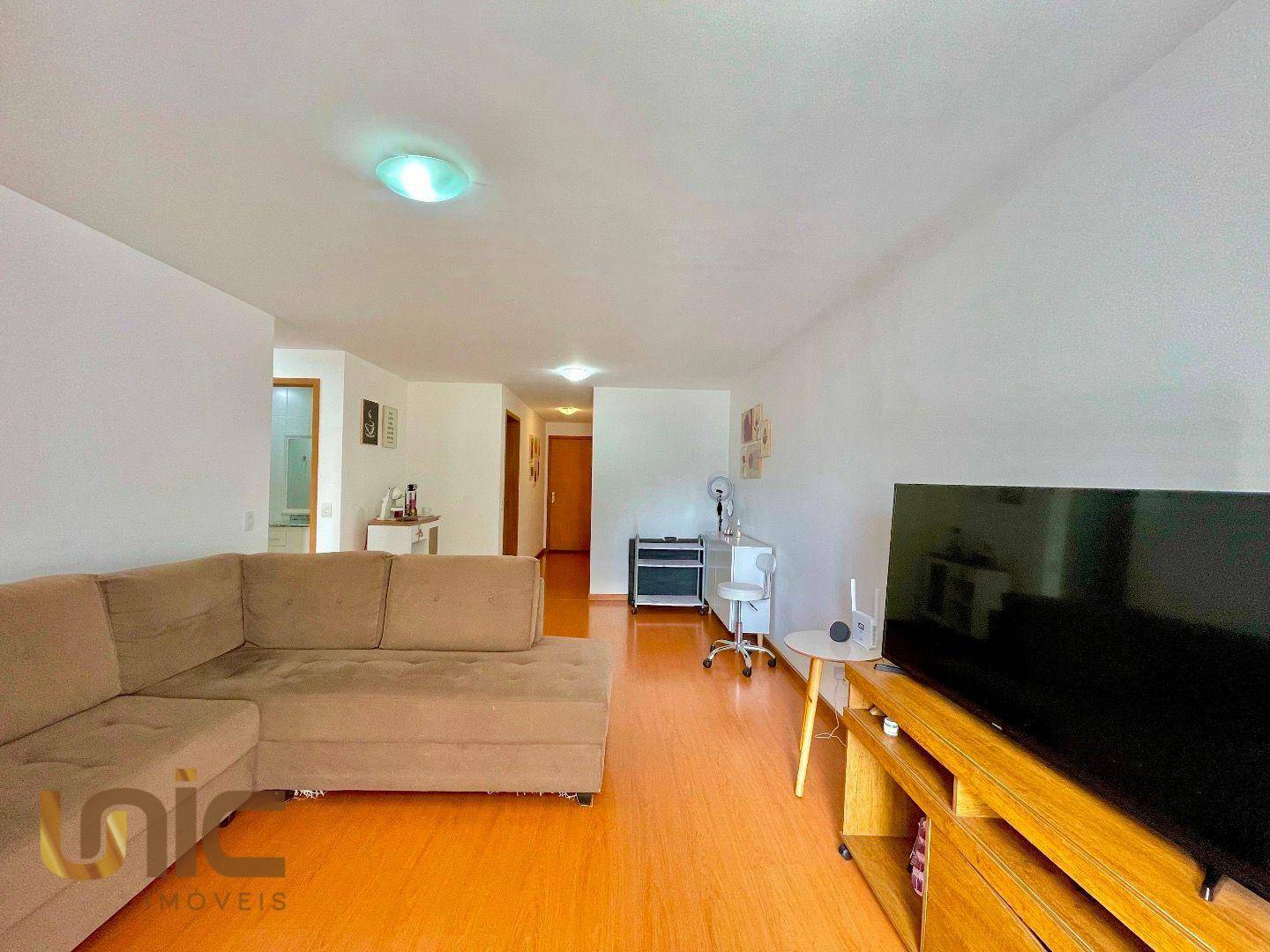 Apartamento à venda com 2 quartos, 81m² - Foto 1