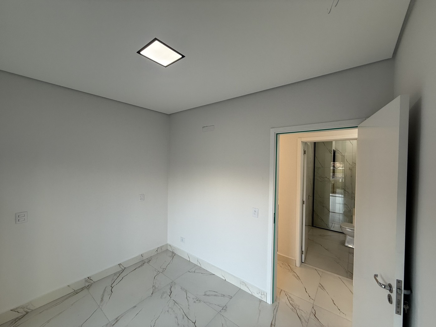 Casa à venda com 3 quartos, 198m² - Foto 18