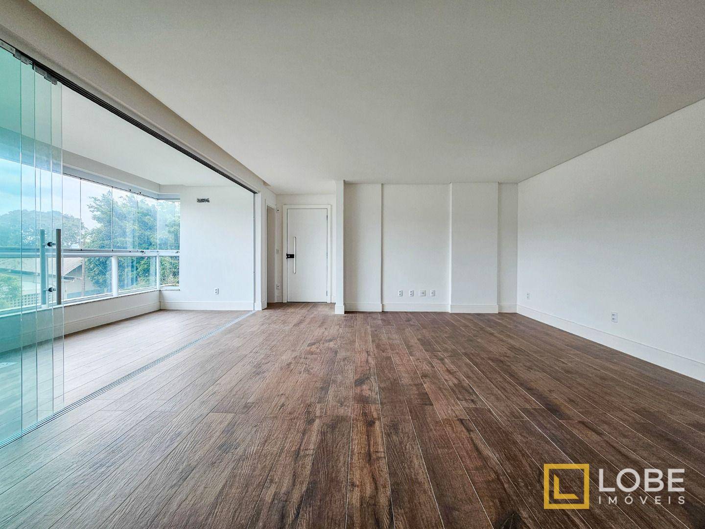 Apartamento, 3 quartos, 129 m² - Foto 2