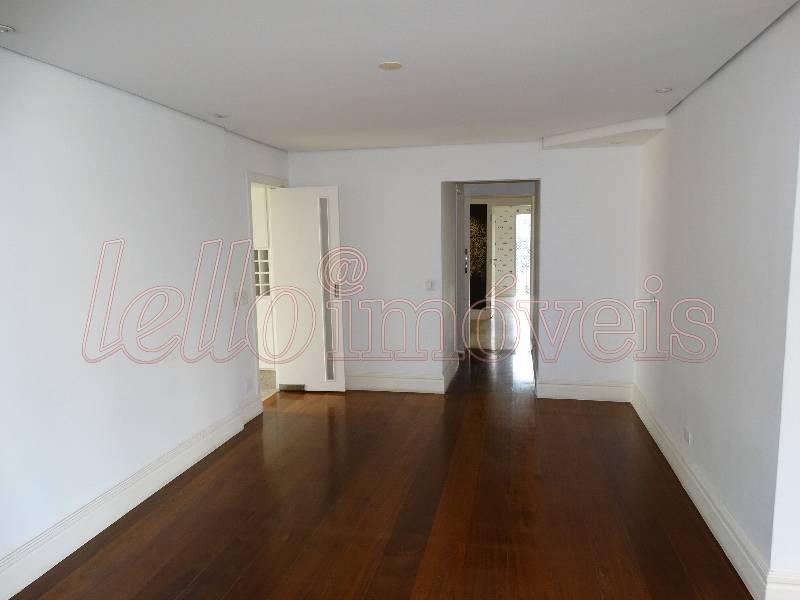 Apartamento para alugar com 3 quartos, 165m² - Foto 4