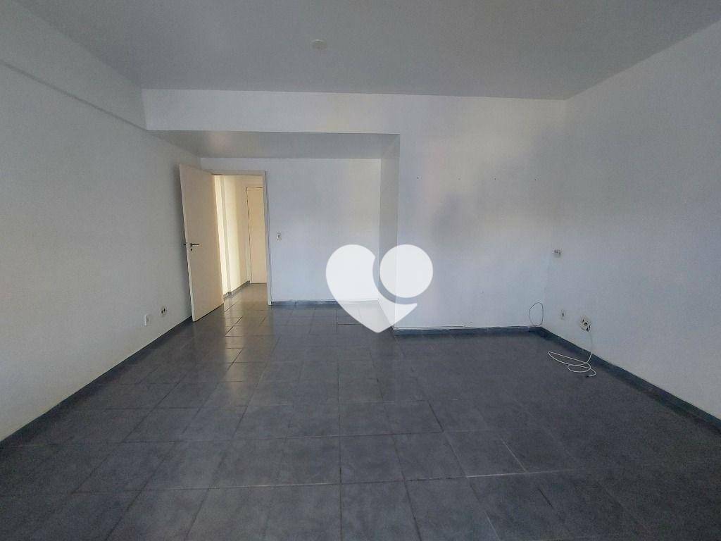 Apartamento à venda com 3 quartos, 110m² - Foto 3