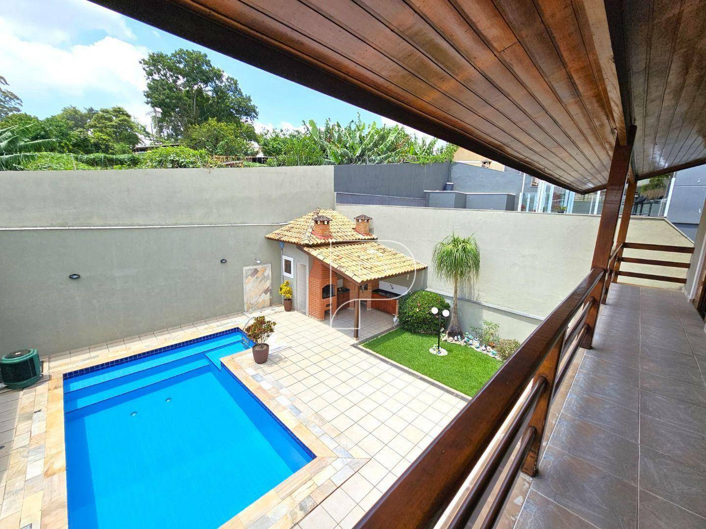 Casa de Condomínio à venda com 4 quartos, 334m² - Foto 3