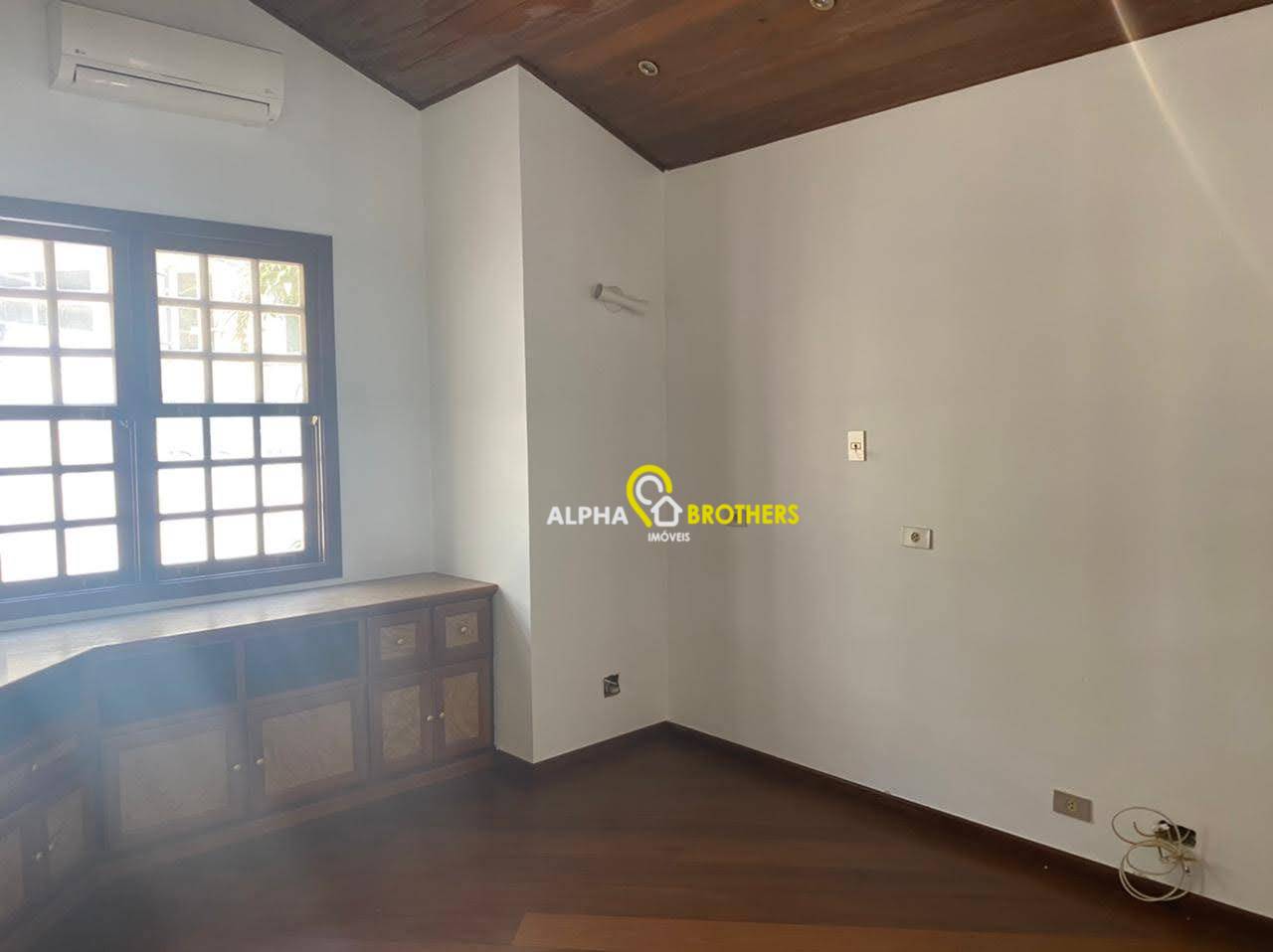 Casa de Condomínio à venda com 4 quartos, 540m² - Foto 5