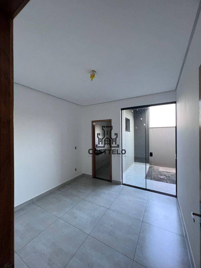 Casa à venda com 3 quartos, 87m² - Foto 18