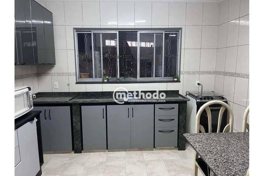 Casa à venda com 3 quartos, 272m² - Foto 8