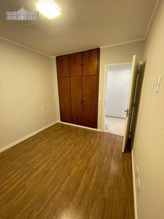 Apartamento à venda com 3 quartos, 117m² - Foto 10