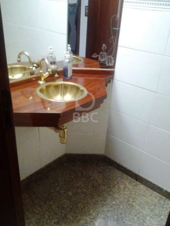 Apartamento à venda com 4 quartos, 242m² - Foto 9