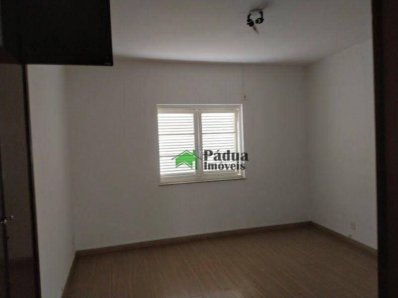 Casa à venda com 4 quartos, 226m² - Foto 19