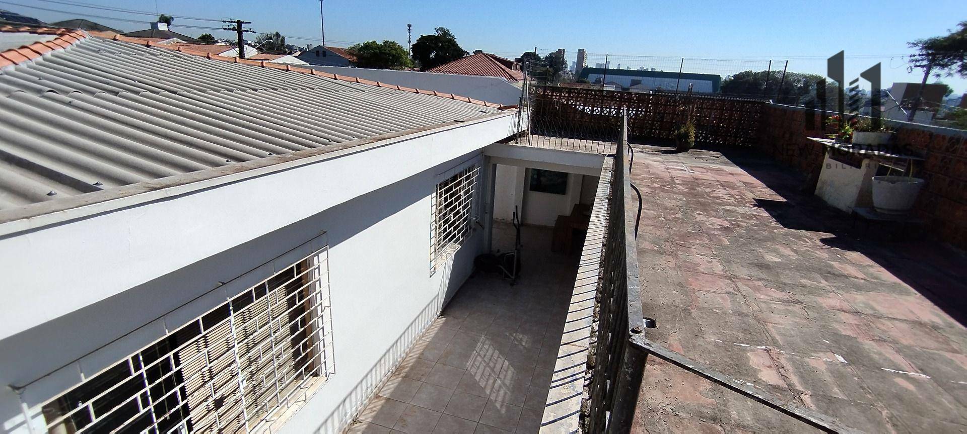 Casa à venda com 4 quartos, 200m² - Foto 38