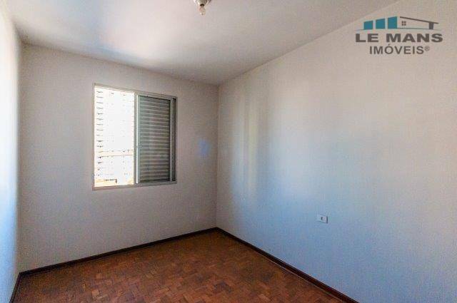 Apartamento à venda com 2 quartos, 65m² - Foto 8