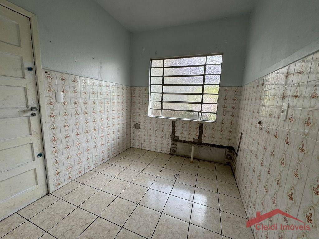 Casa para alugar com 2 quartos, 97m² - Foto 14