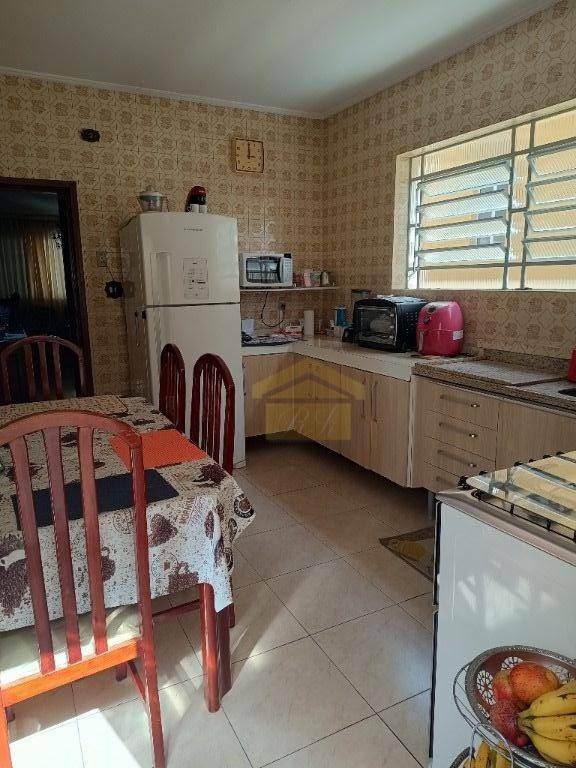 Sobrado à venda com 2 quartos, 145m² - Foto 10