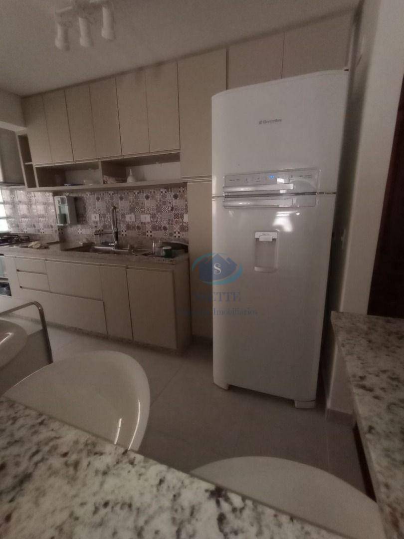 Apartamento para alugar com 3 quartos, 68m² - Foto 8