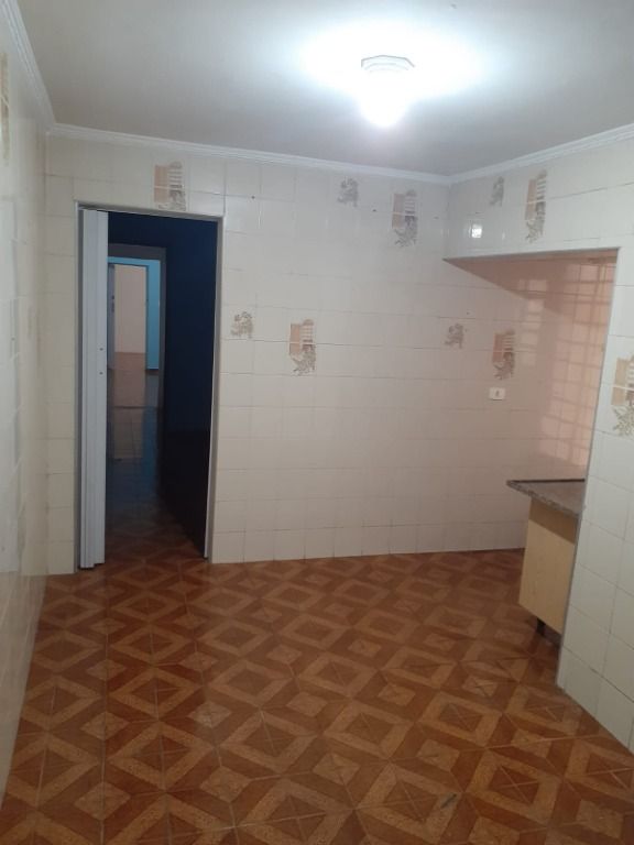 Casa para alugar com 3 quartos, 180m² - Foto 20