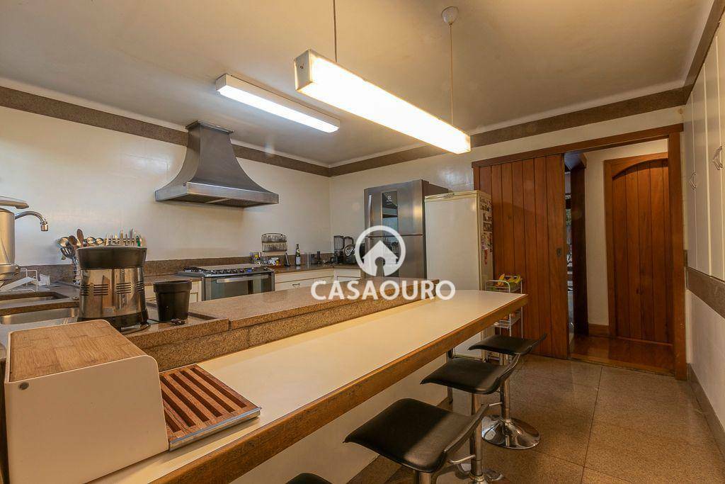 Casa à venda com 5 quartos, 750m² - Foto 44