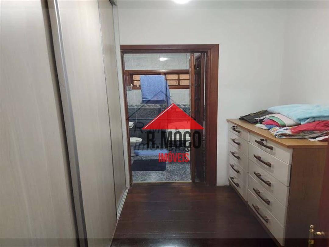 Casa à venda com 4 quartos, 279m² - Foto 18