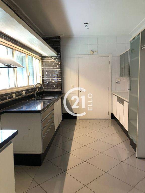 Apartamento à venda com 3 quartos, 245m² - Foto 8