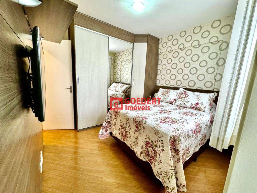 Apartamento à venda com 3 quartos, 77m² - Foto 11