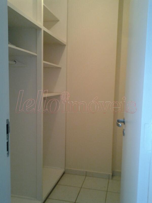 Apartamento para alugar com 2 quartos, 96m² - Foto 11