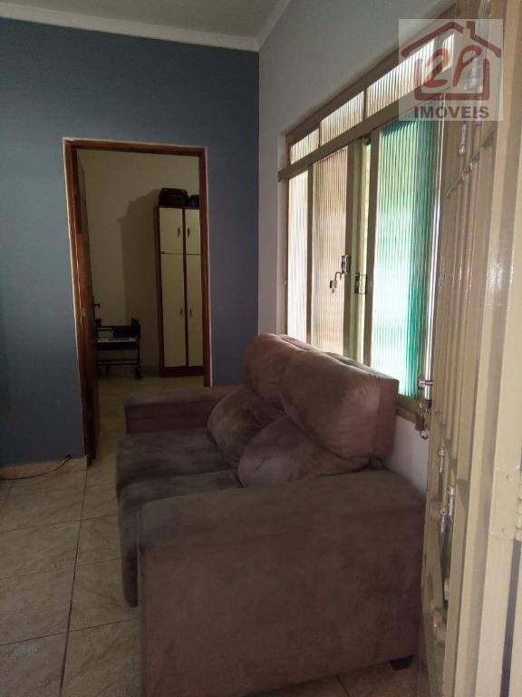 Casa à venda com 3 quartos, 159m² - Foto 8