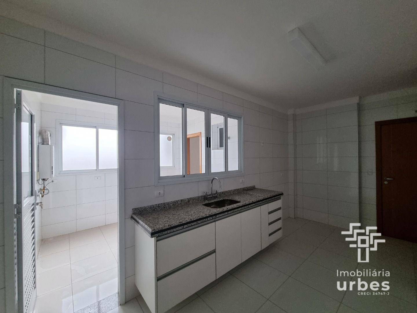 Apartamento à venda com 3 quartos, 153m² - Foto 9