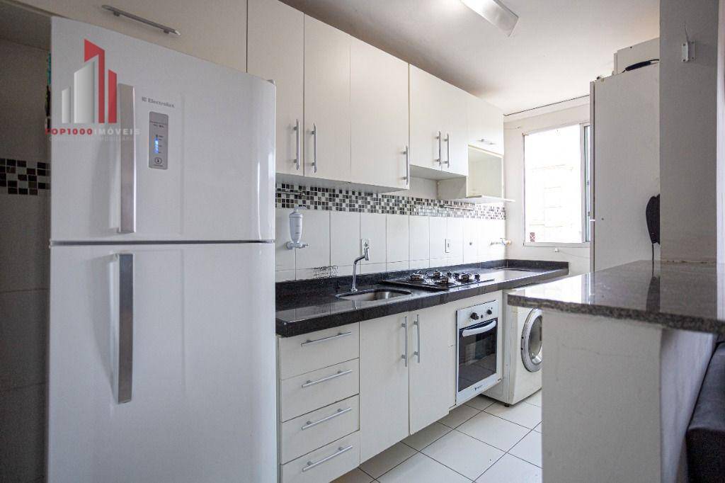 Apartamento à venda com 2 quartos, 45m² - Foto 4