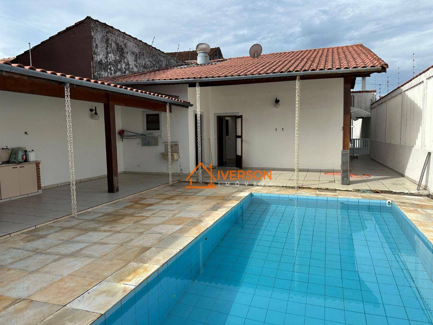 Casa à venda com 3 quartos, 137m² - Foto 3