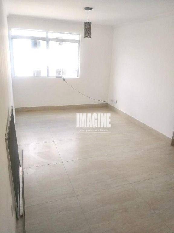 Apartamento à venda com 3 quartos, 72m² - Foto 2